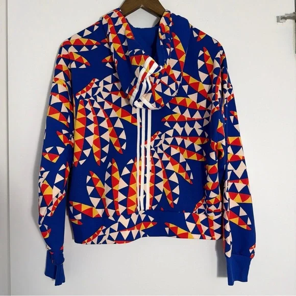 ❌ SOLD❌ Adidas x Farm Rio hoodie with tag - Picture 3 of 12